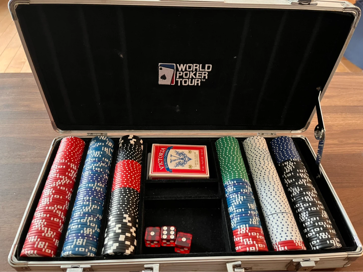 World Poker Tour Poker Chip Set