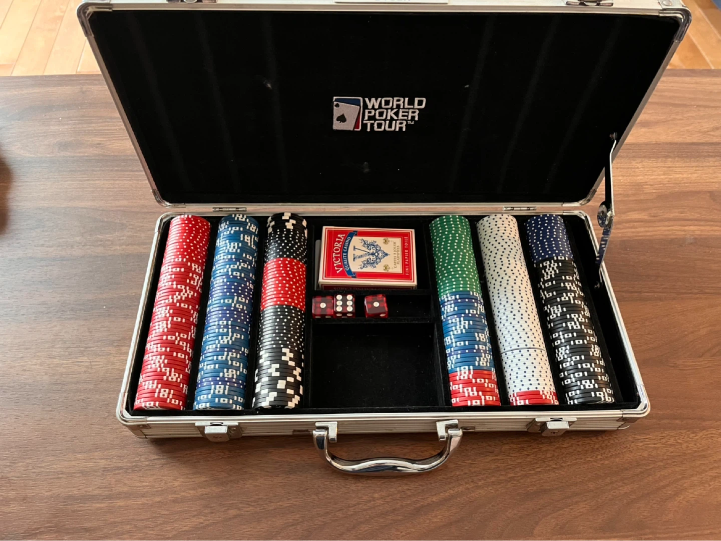 World Poker Tour Poker Chip Set - photo 2
