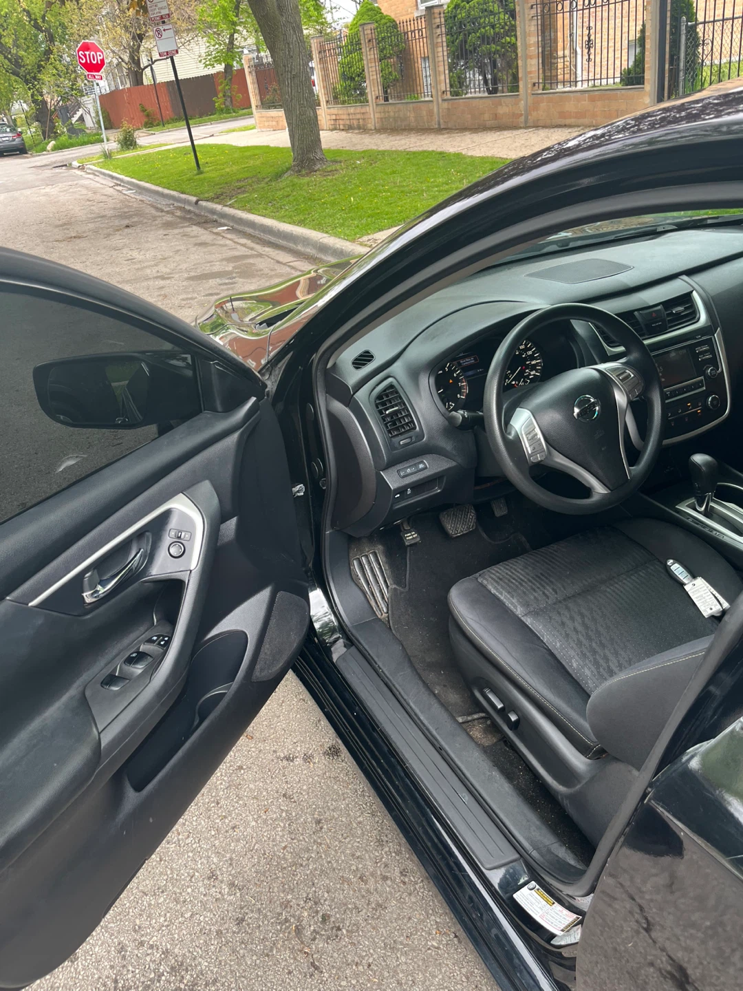 Black Nissan Altima Sedan - photo 2