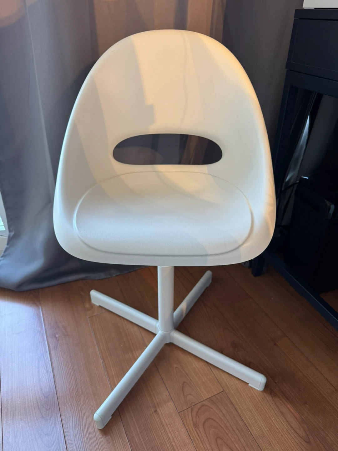 Child’s desk chair
