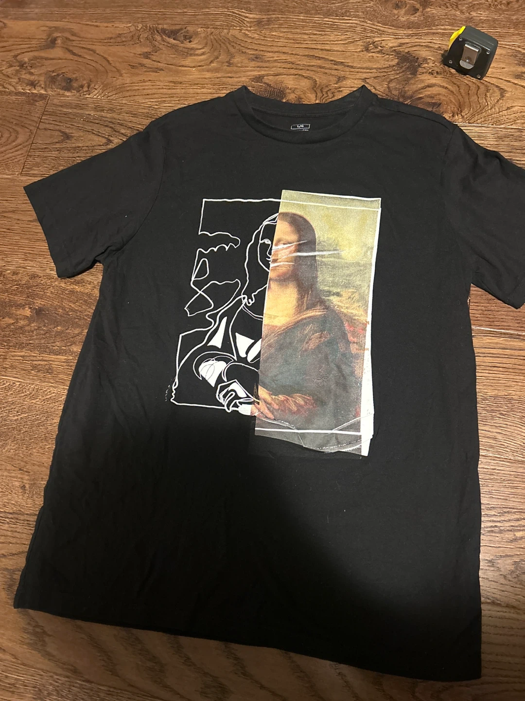 Black T-Shirt with Mona Lisa Graphic - Large