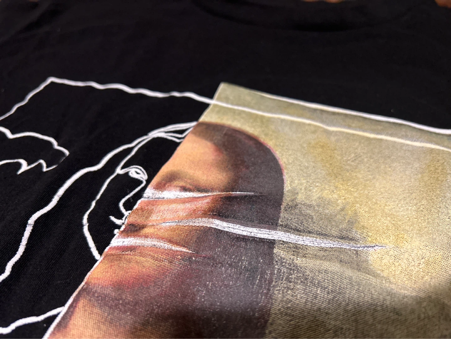 Black T-Shirt with Mona Lisa Graphic - Large - photo 4