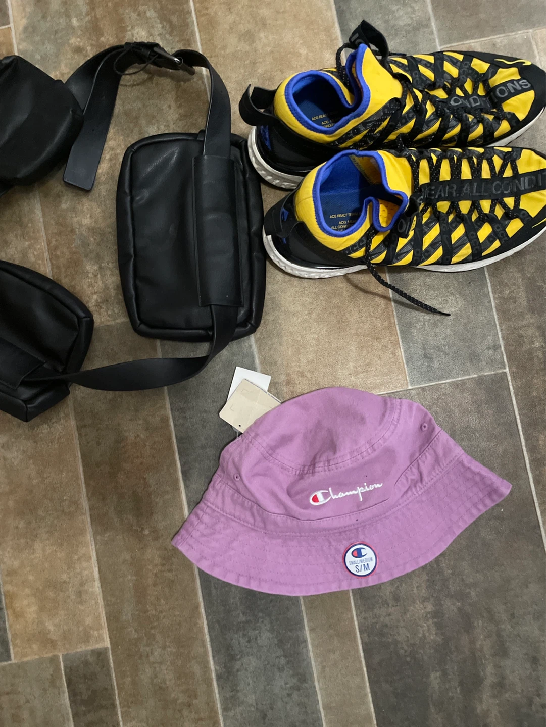 Small hat fanny pack/ sidebag and Nike hiking shoes used