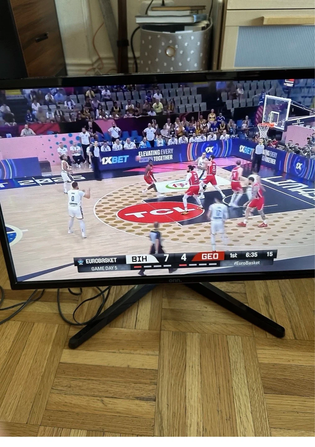 Onn 100002480 22 Inch  HD LCD Monitor