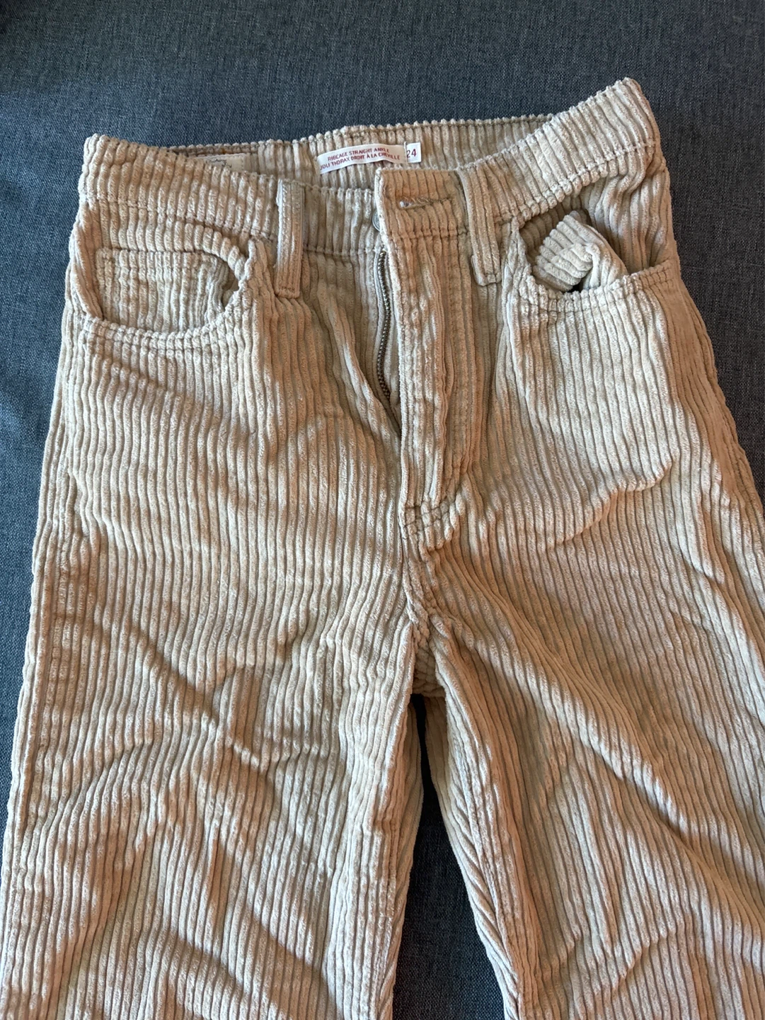 Levi's Beige Corduroy Pants - Size 24