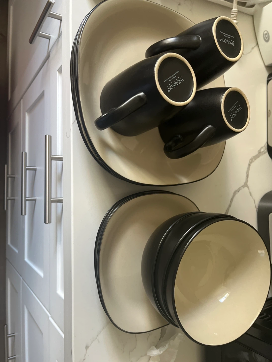 Thomson Black & Cream Dinnerware Set