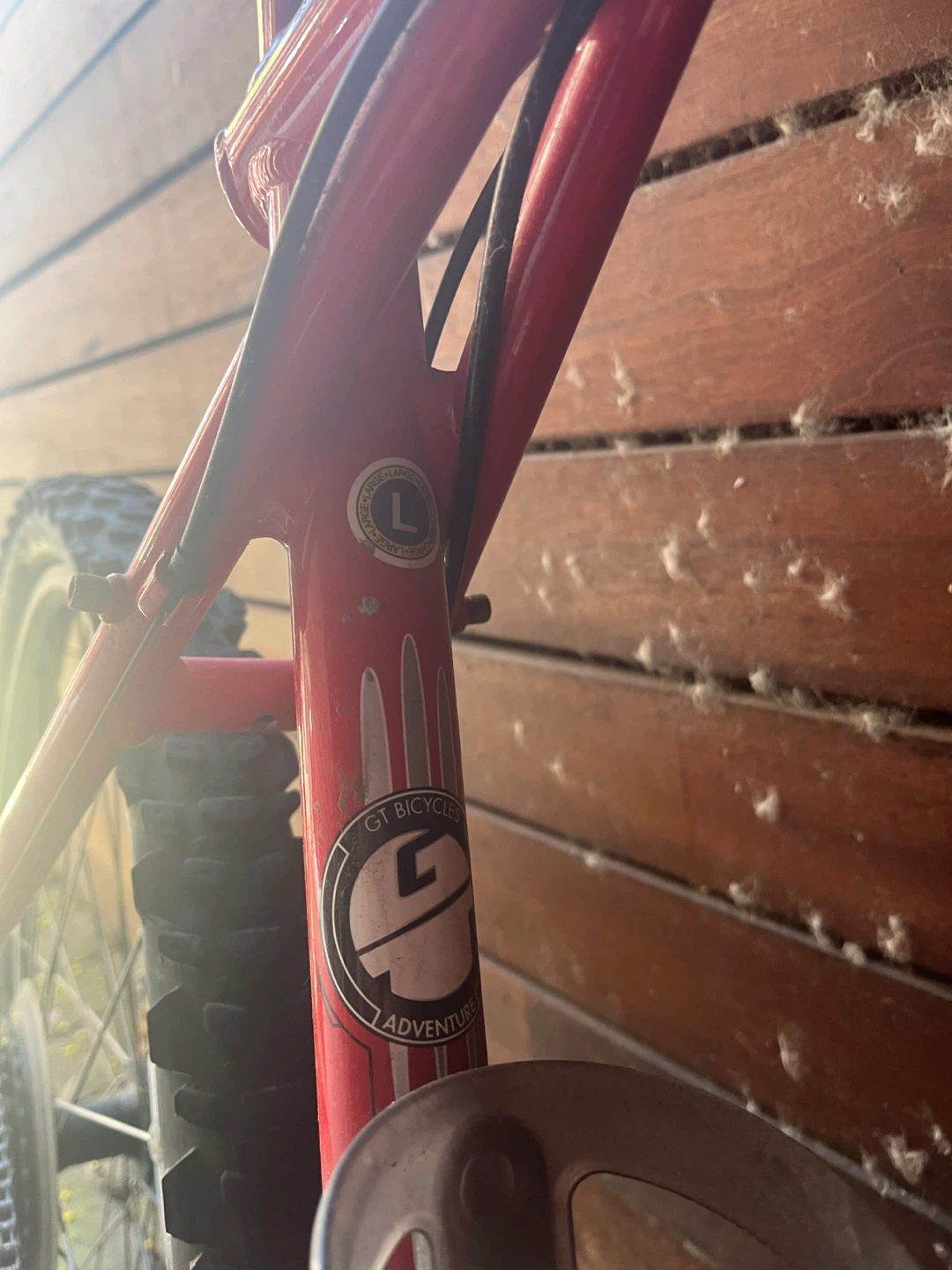GT Avalanche Red Mountain Bike - photo 3