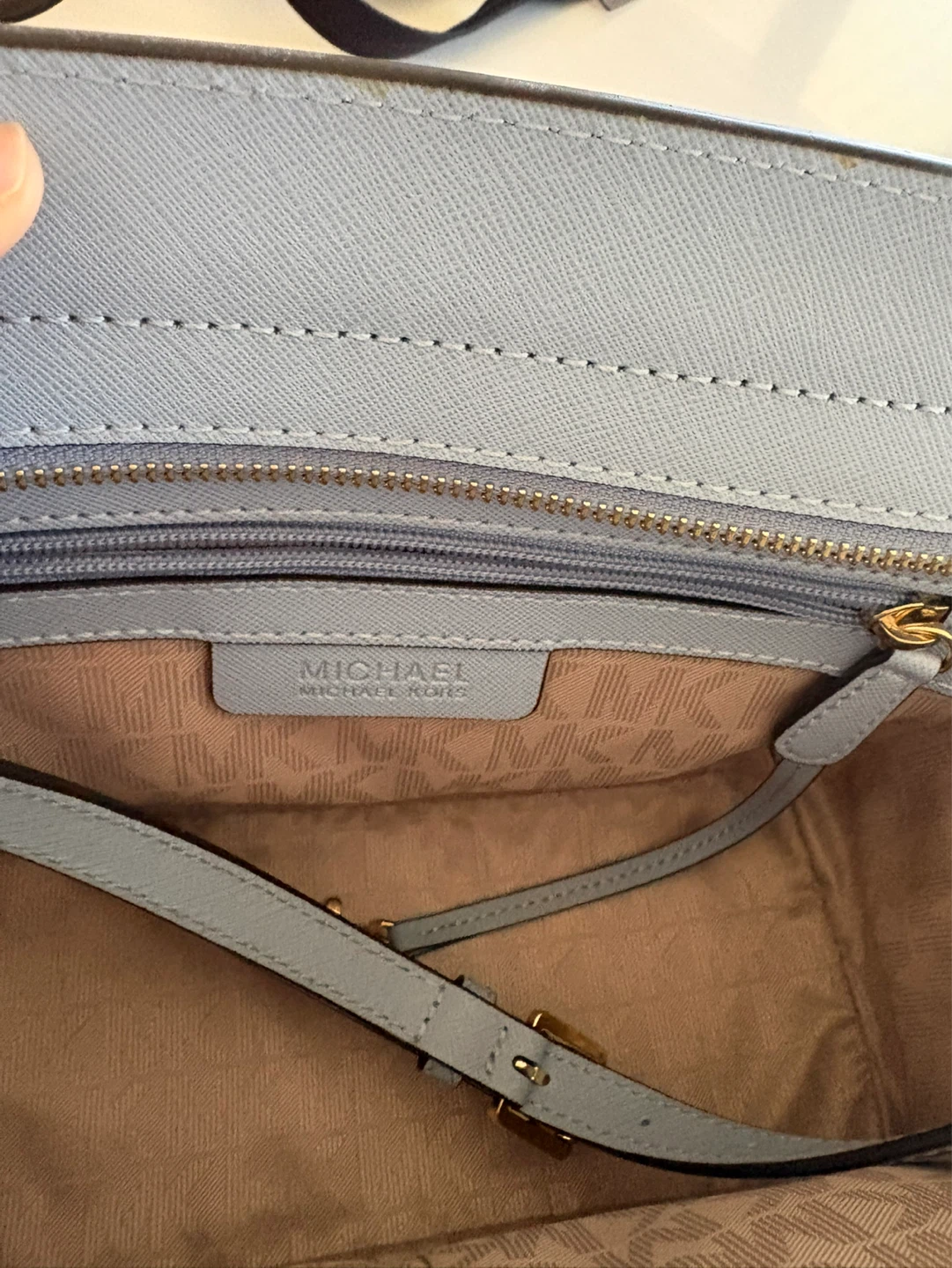 Michael Kors Light Blue Handbag - photo 3