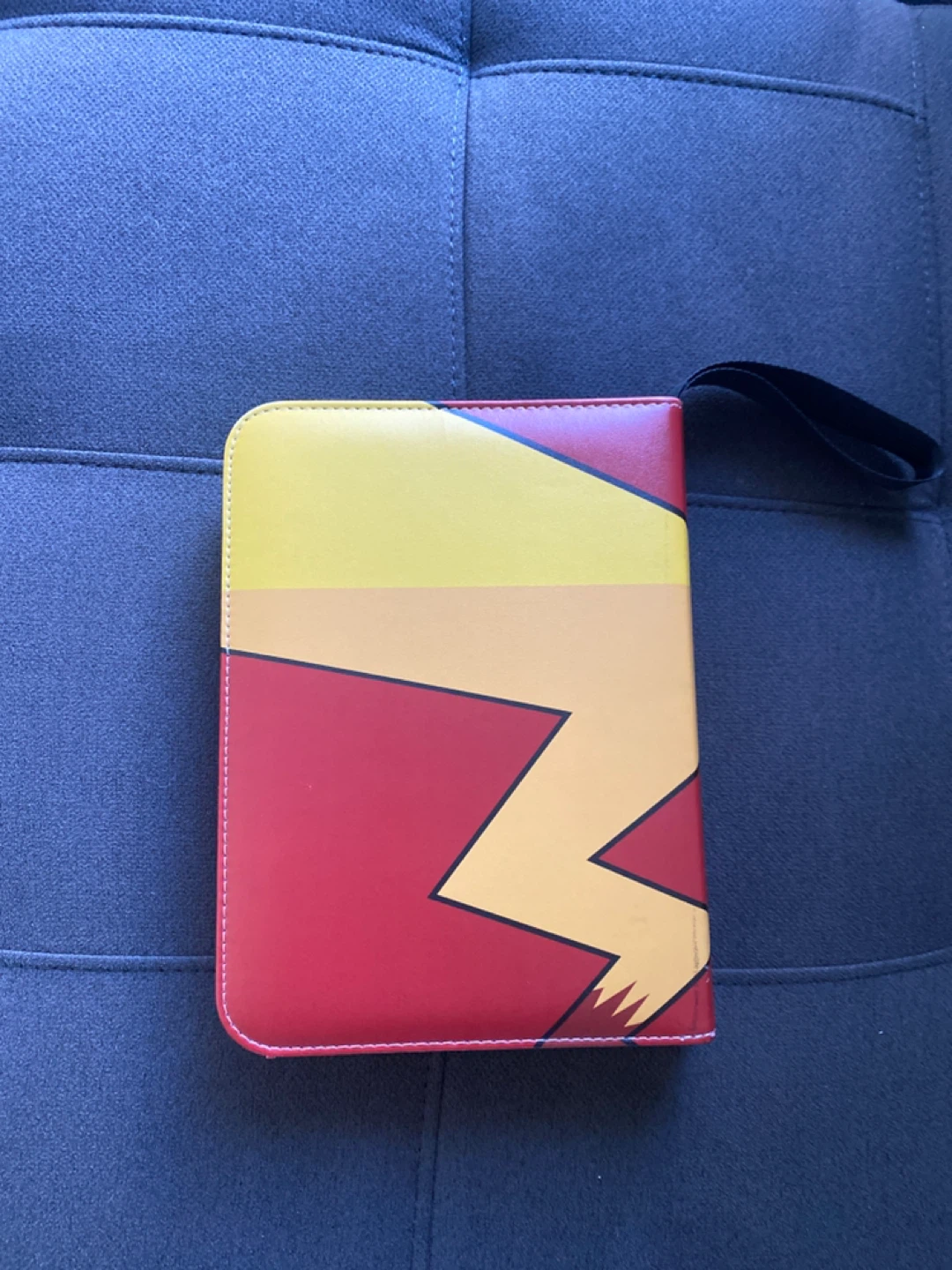 Pokemon Pikachu Card Binder - photo 3