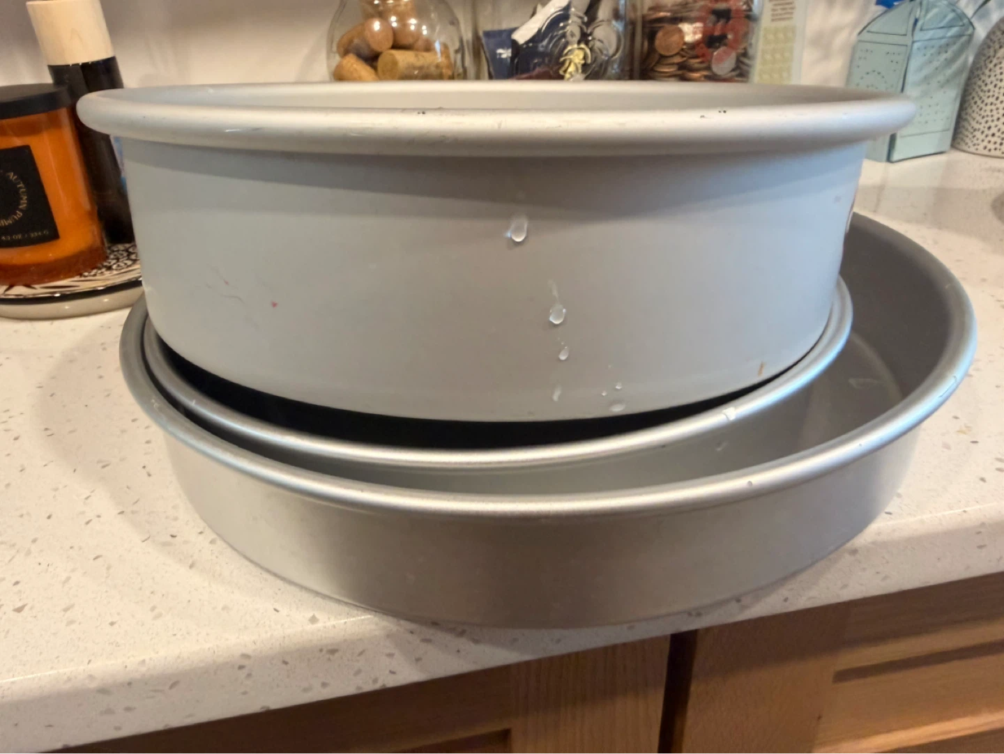 CAKE TINS/ICE CUBE TRAY/SPICE RACK/MUGS - photo 4