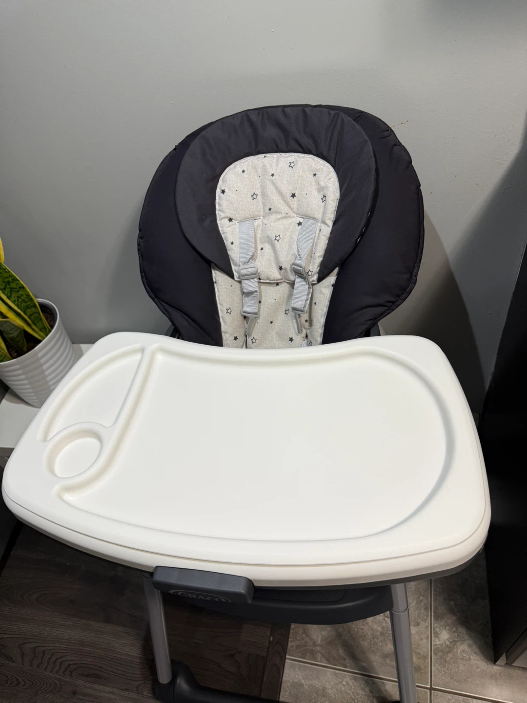 Graco High Chair - photo 2
