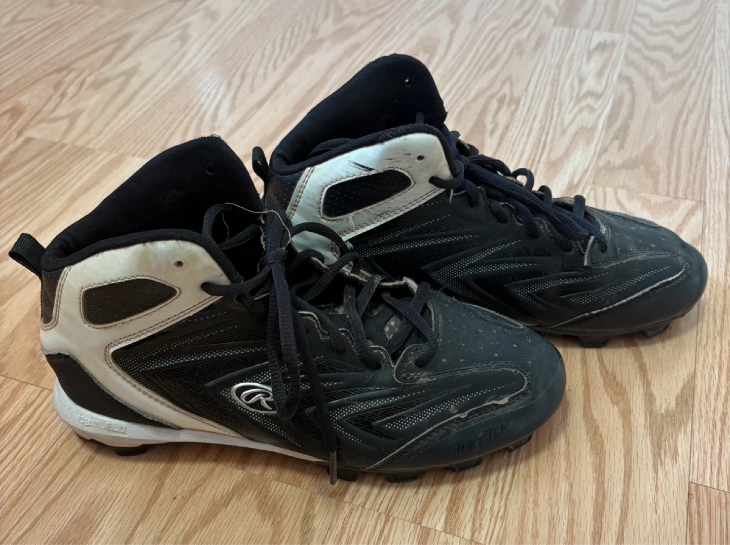 Rawlings Baseball Cleats US Size 6