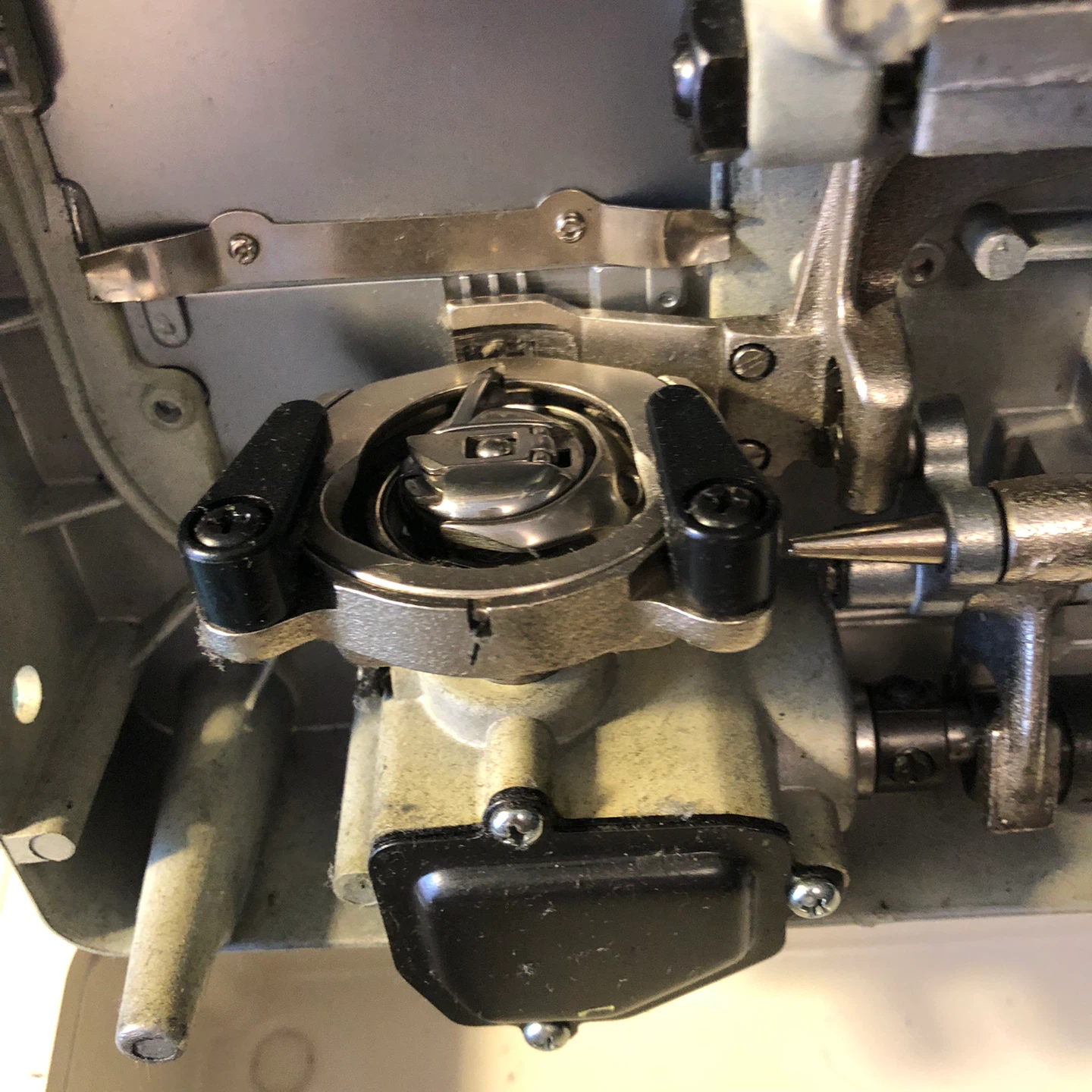 Viking sewing machine - photo 3