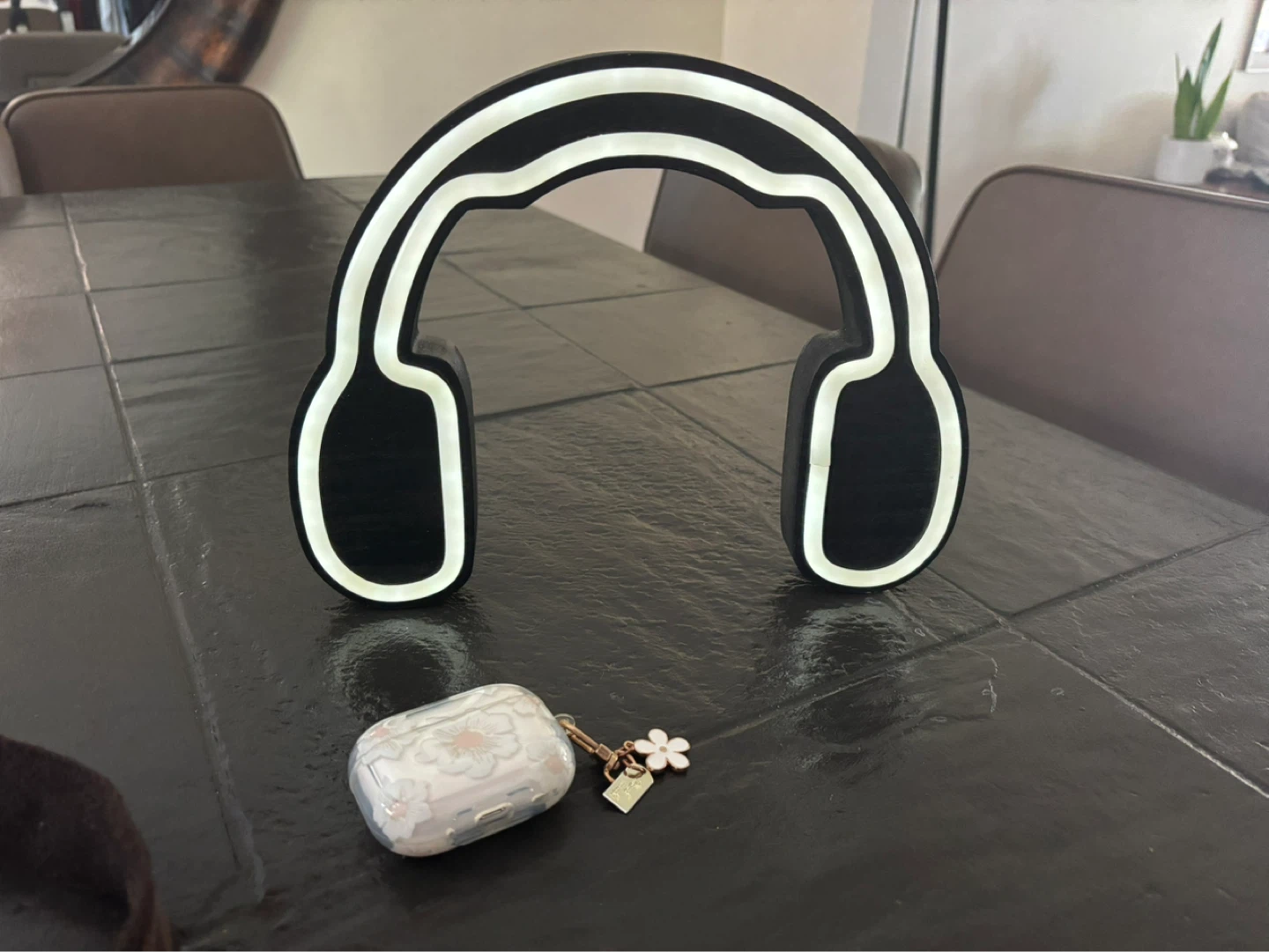 Headphone Shaped LED Light Sign