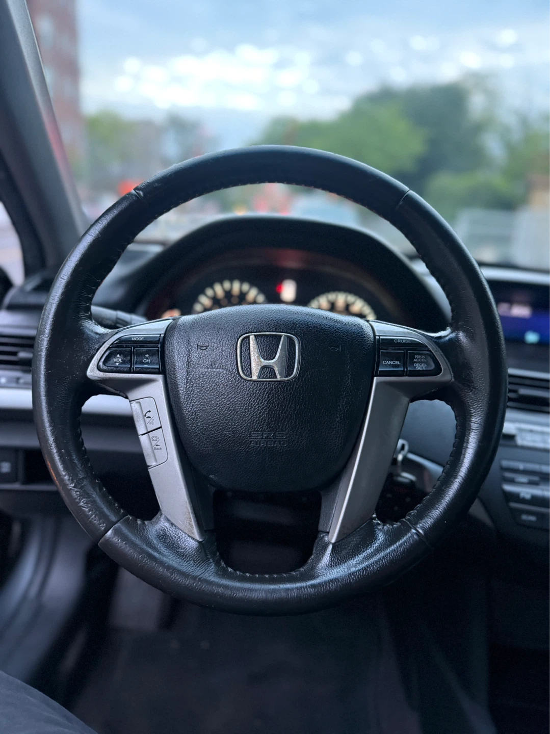 2010 Honda Accord EX-L V6 - photo 3