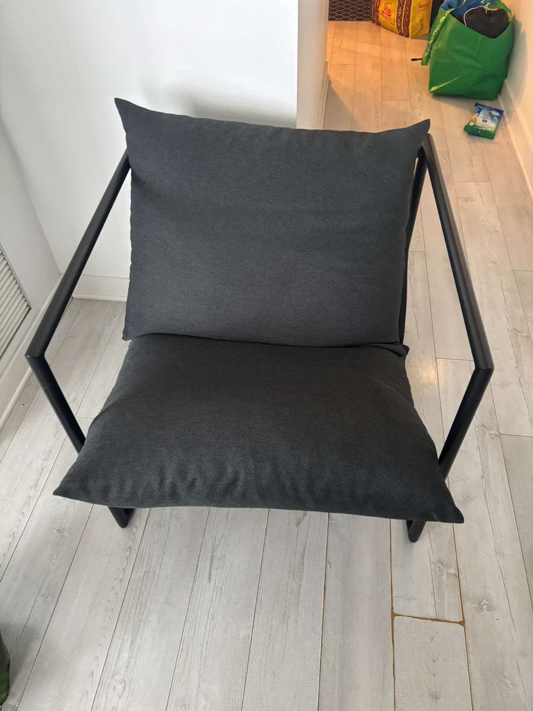 ZINUS Aidan Sling Accent Chair/Metal Framed Armchair Dark Grey