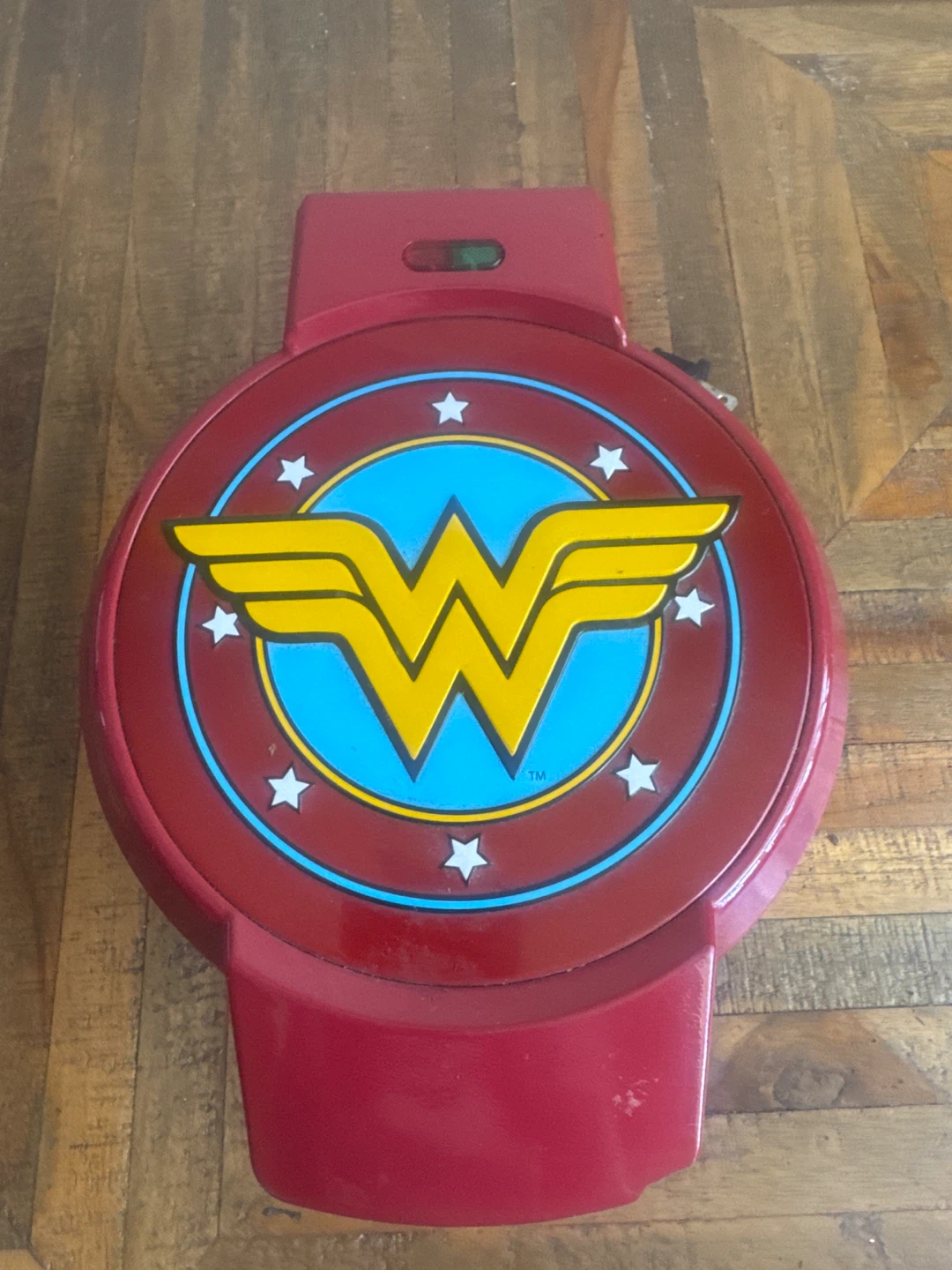 Wonder Woman Waffle Maker