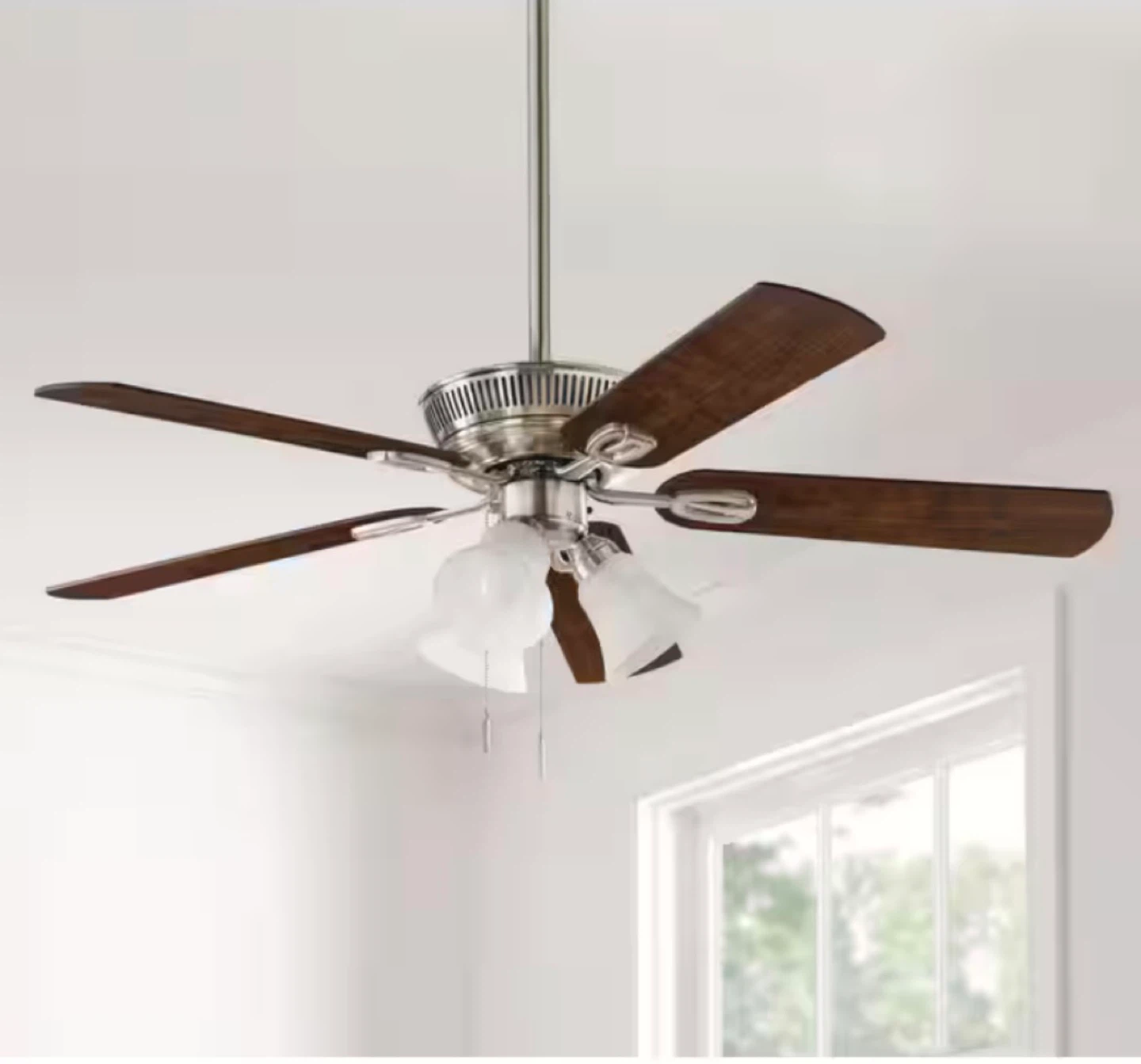 Brand new- Ceiling fan w/lights