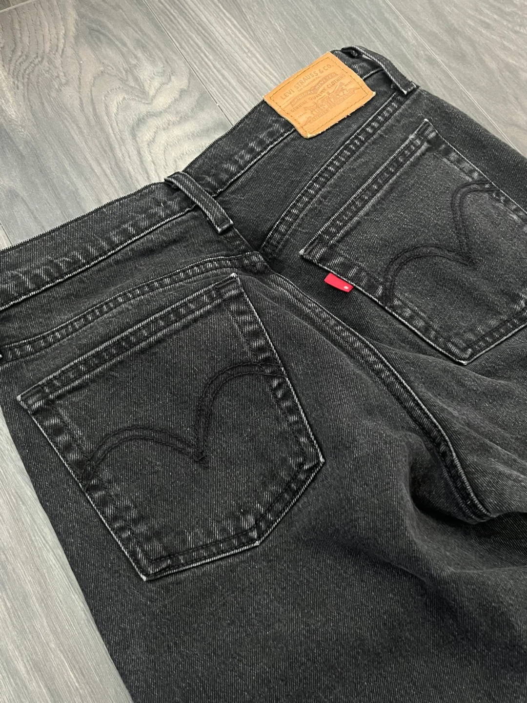 Levi’s Wedgie Bootcut Buttillon Black Denim Jeans | Women - photo 5