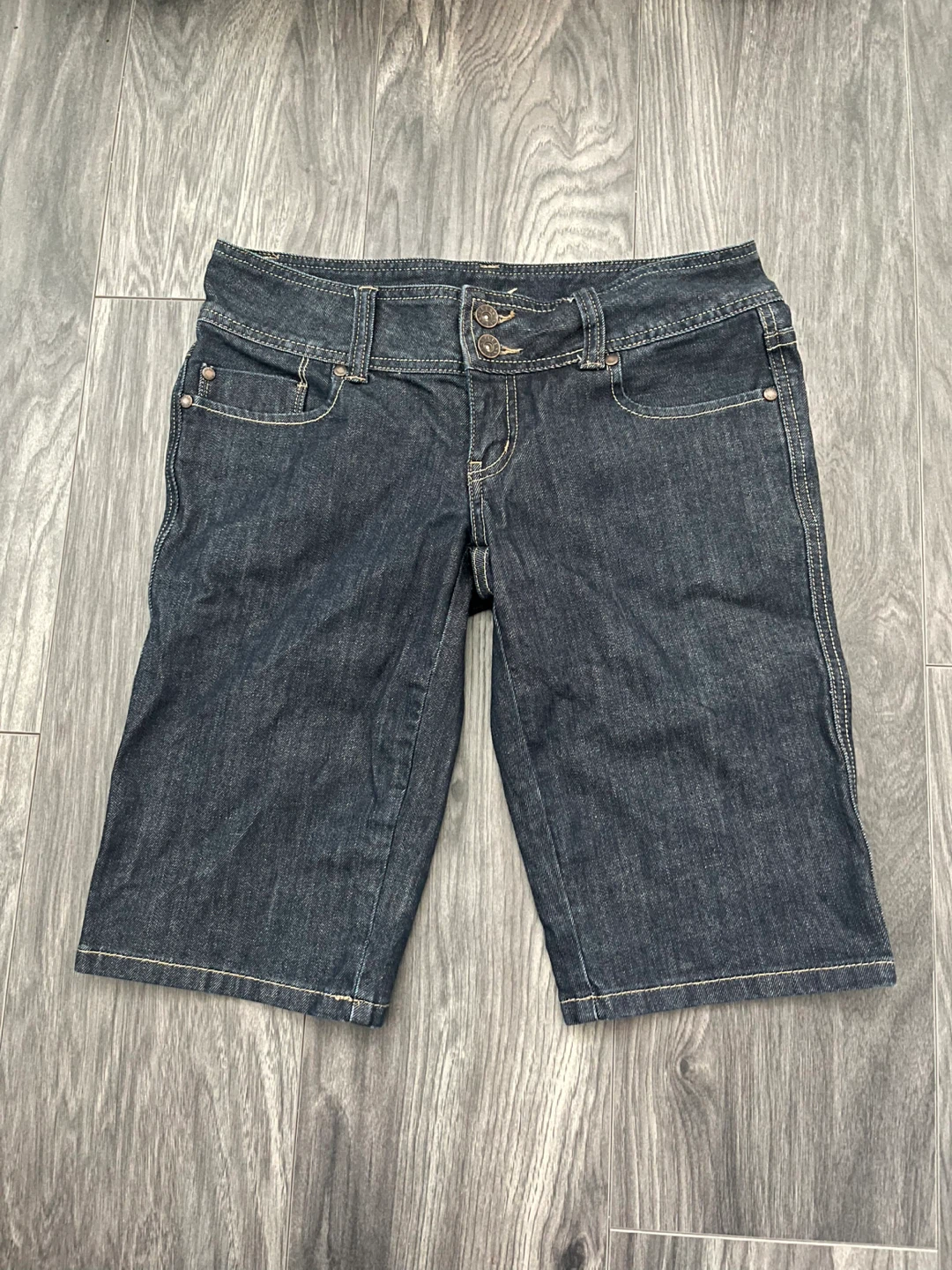 Y2K Guess Low-Rise Cotton Jeans Bermuda Jorts | Women