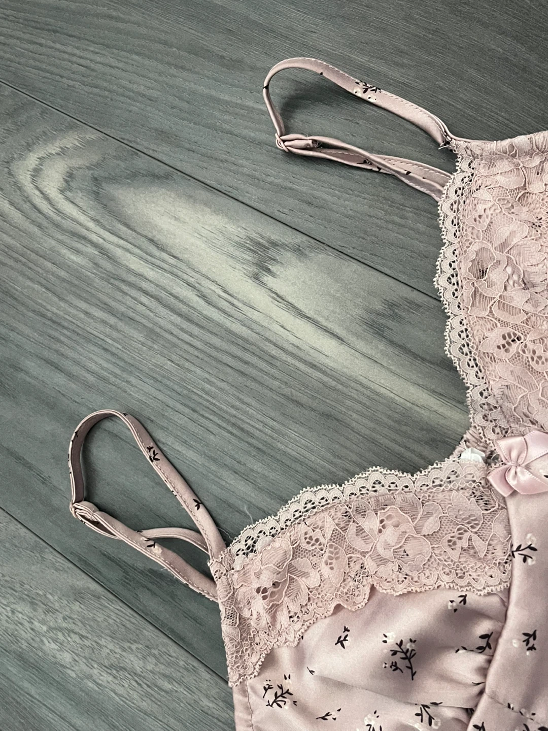 Garage Nova Satin Lace Trim Camisole | Women - photo 3