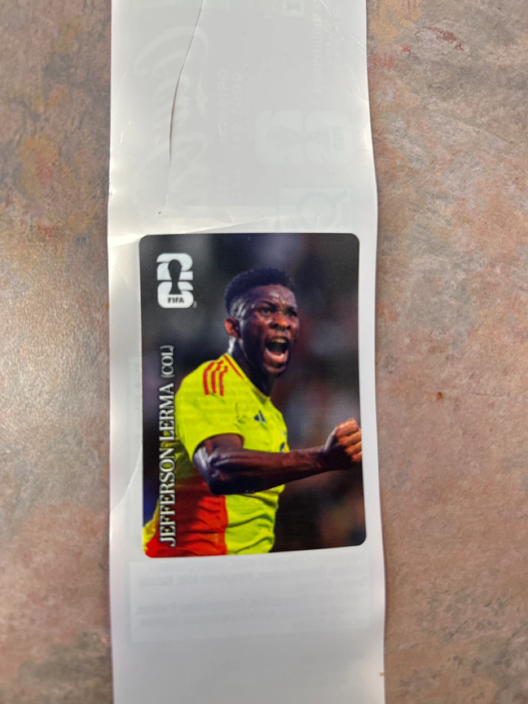Jefferson Lerma sticker on cola