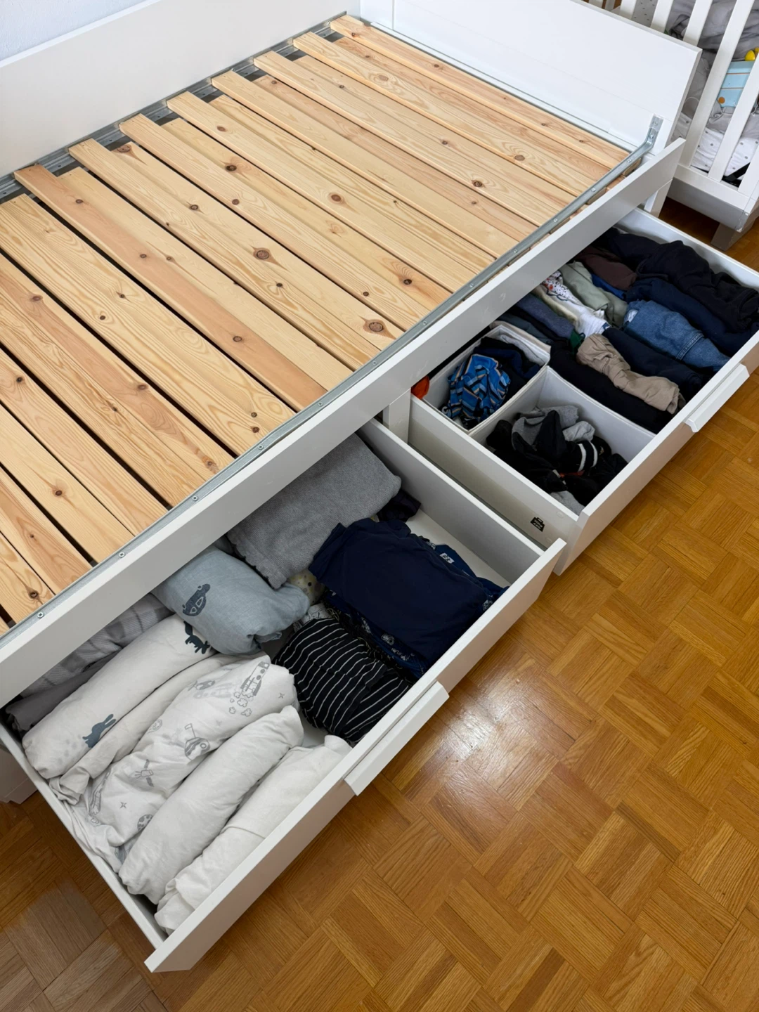 IKEA Brimnes daybed - photo 3