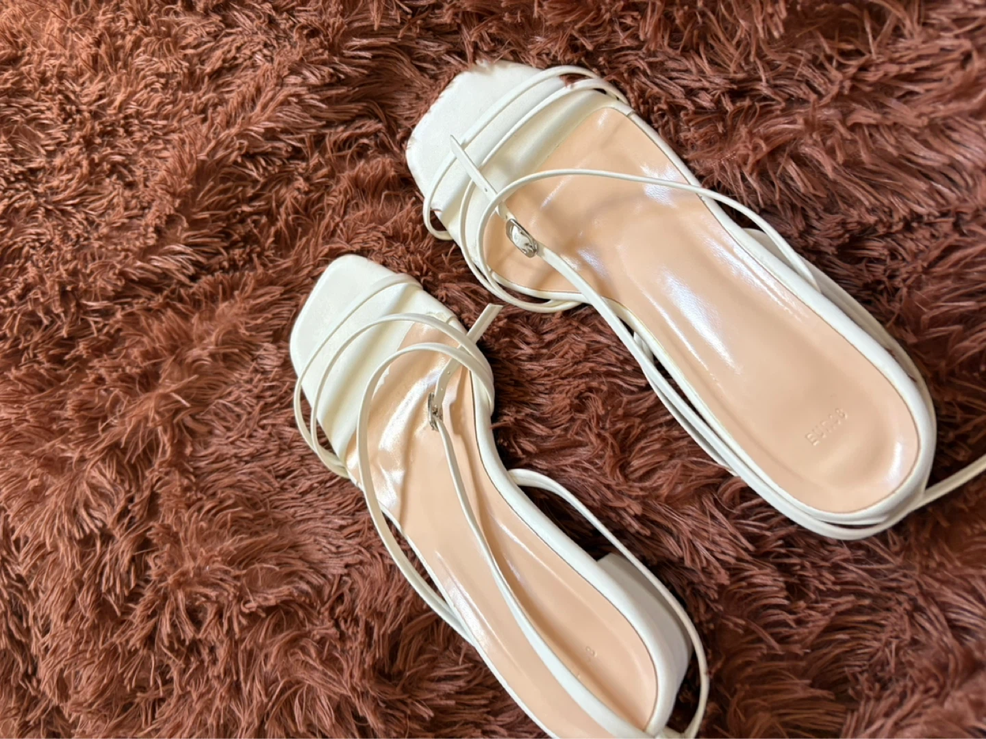 White strappy block heel sandals size 38 - photo 3