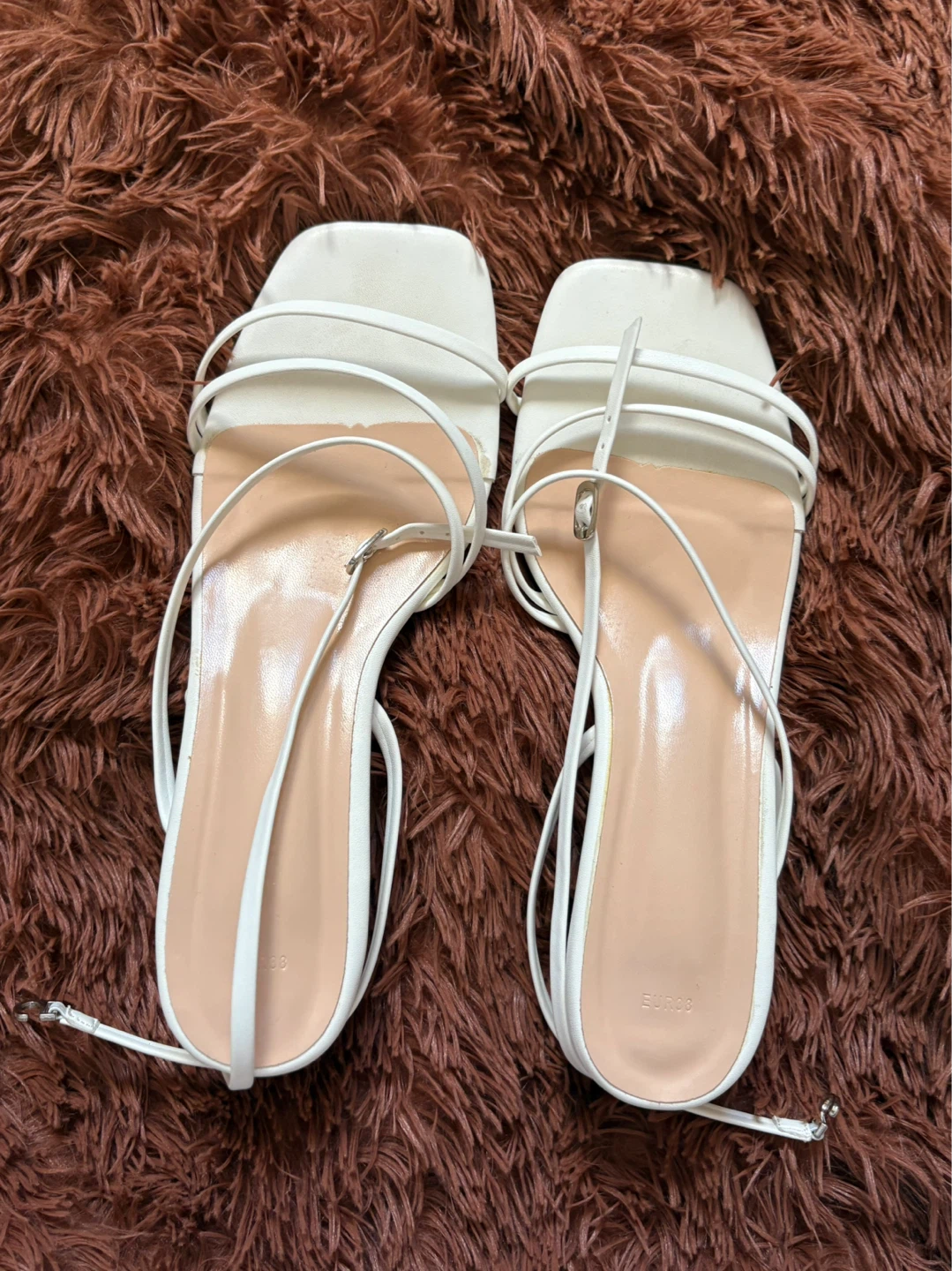 White strappy block heel sandals size 38