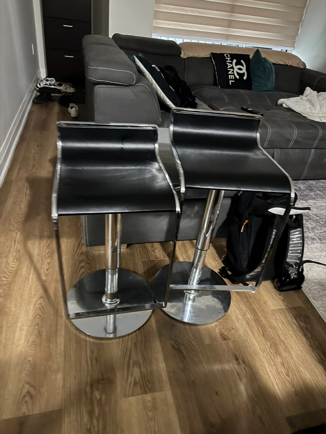 Set of 2 Black Bar Stools with Chrome Base