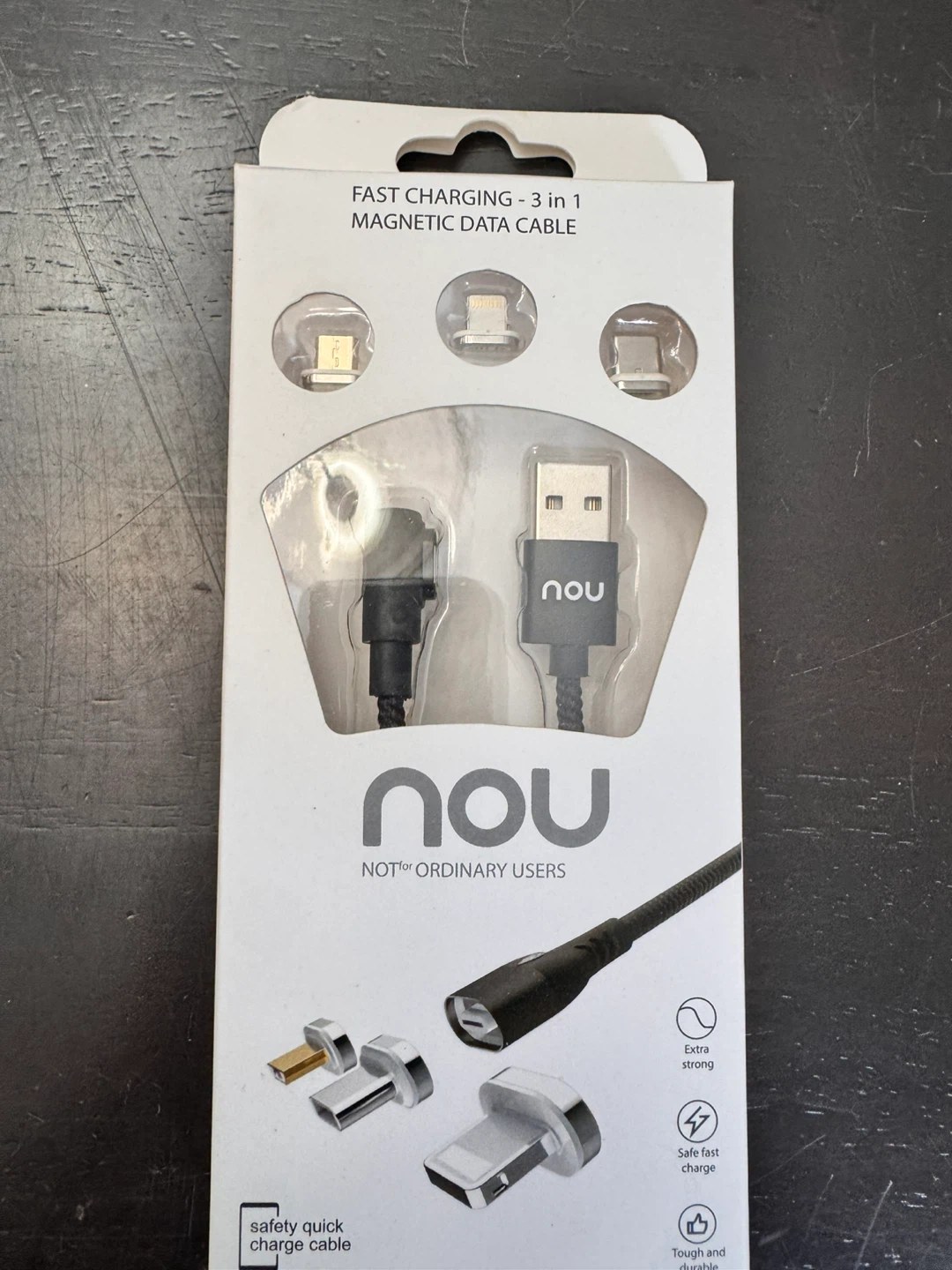nou FAST CHARGING 3-in-1 Magnetic Data Cable