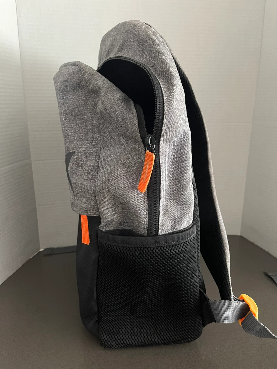 Kid’s Hurley backpack - photo 3