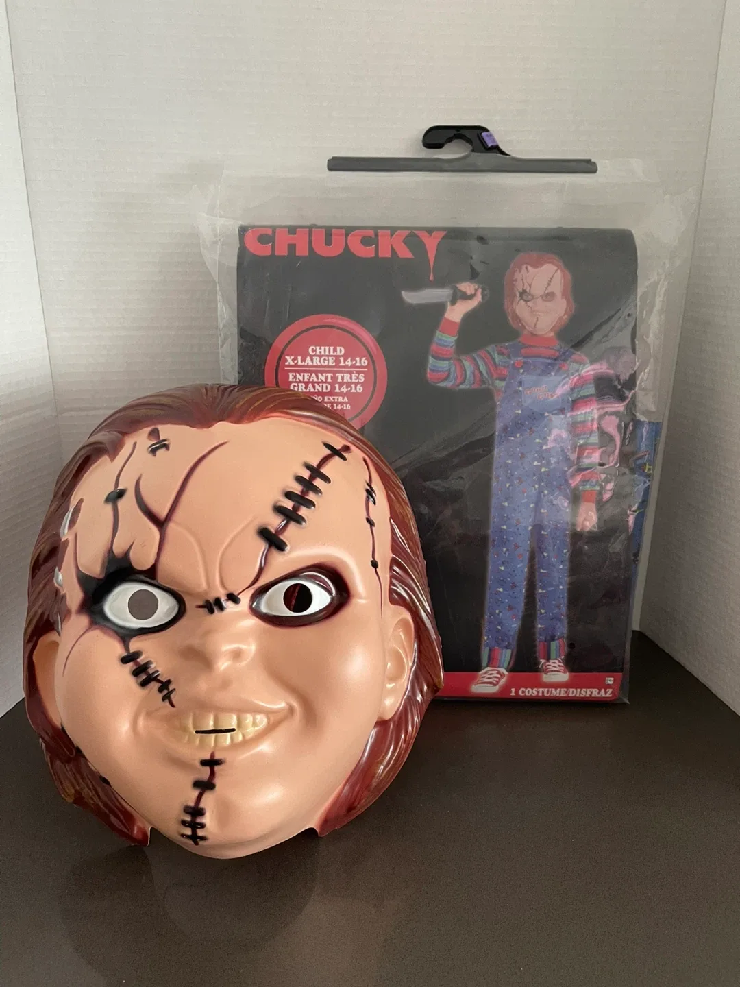 Kid’s Chucky Halloween set and makeup kit