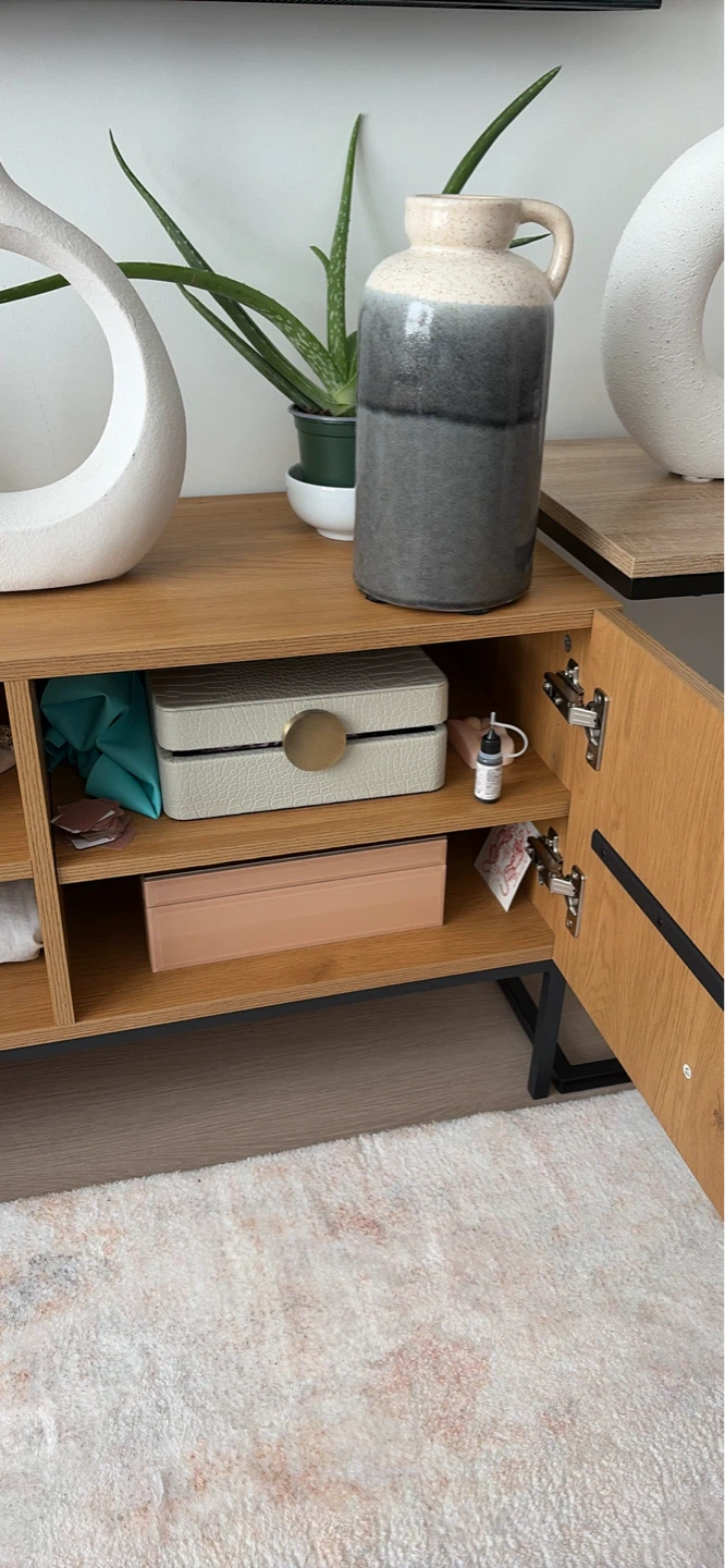 Oak Media Console with Slatted Doors - photo 5
