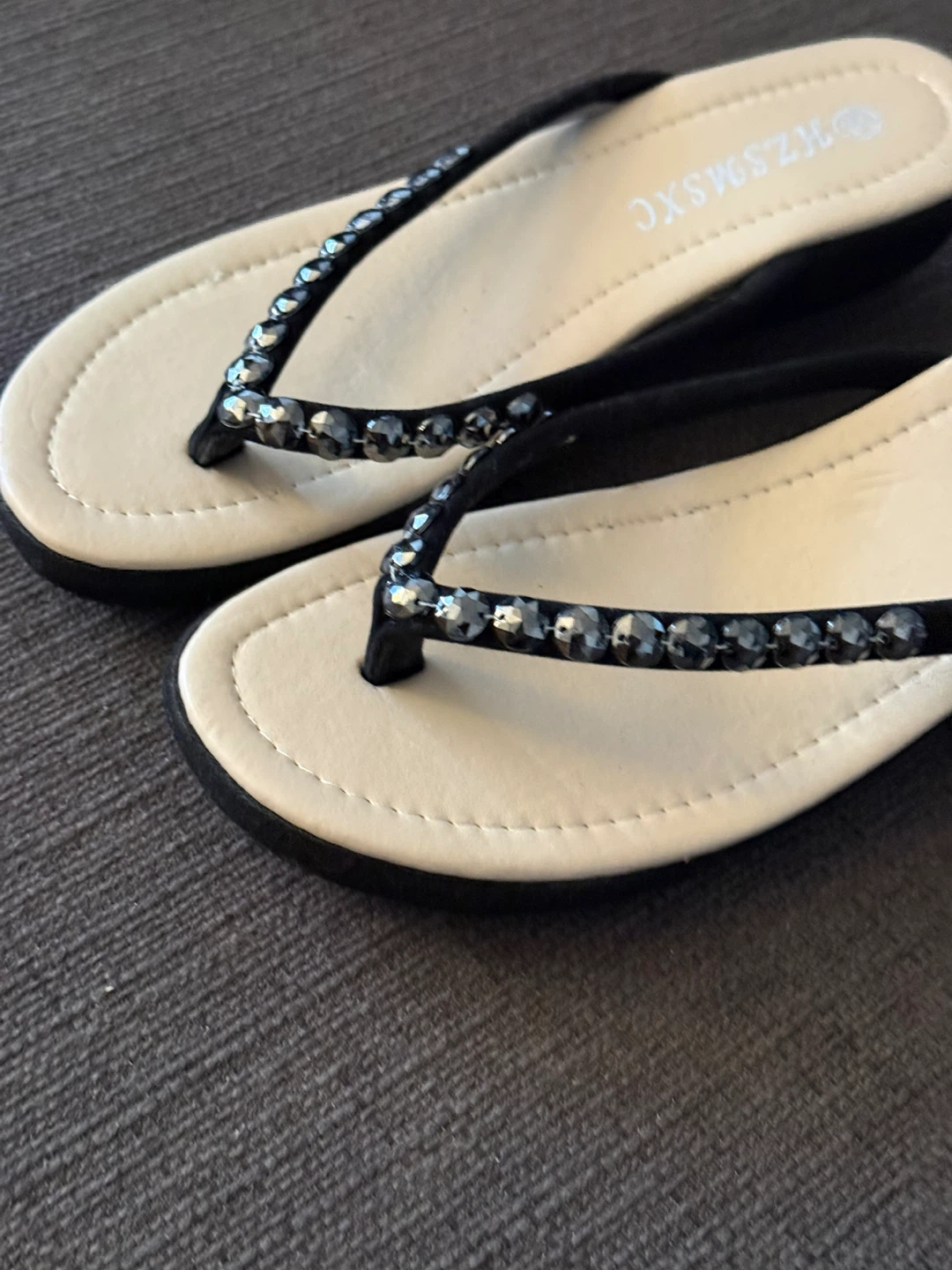 Black Embellished Flip Flops - photo 3