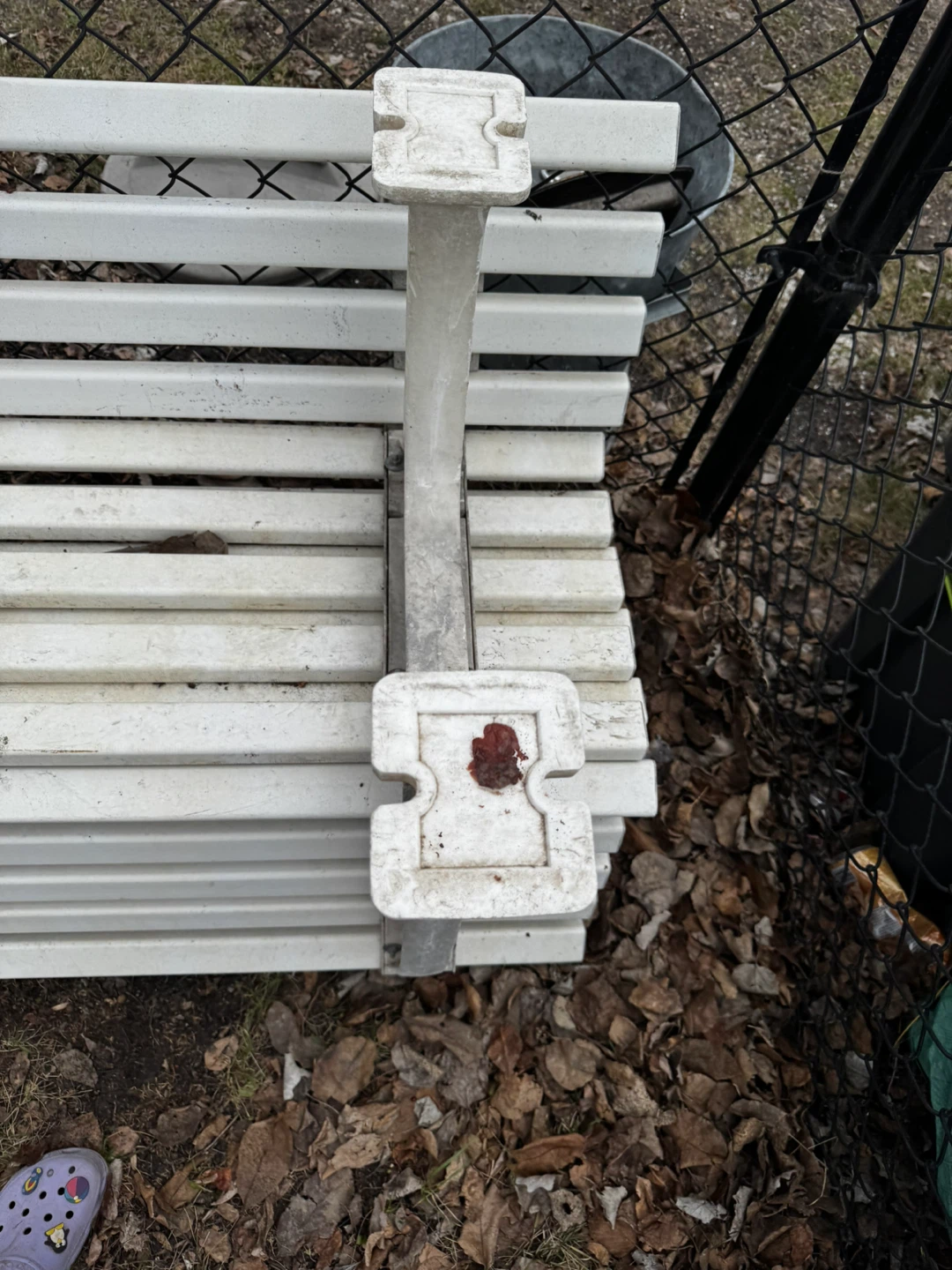 EUC - Dock Benches - Pu in Charleswood near Roblin & Dale - photo 2
