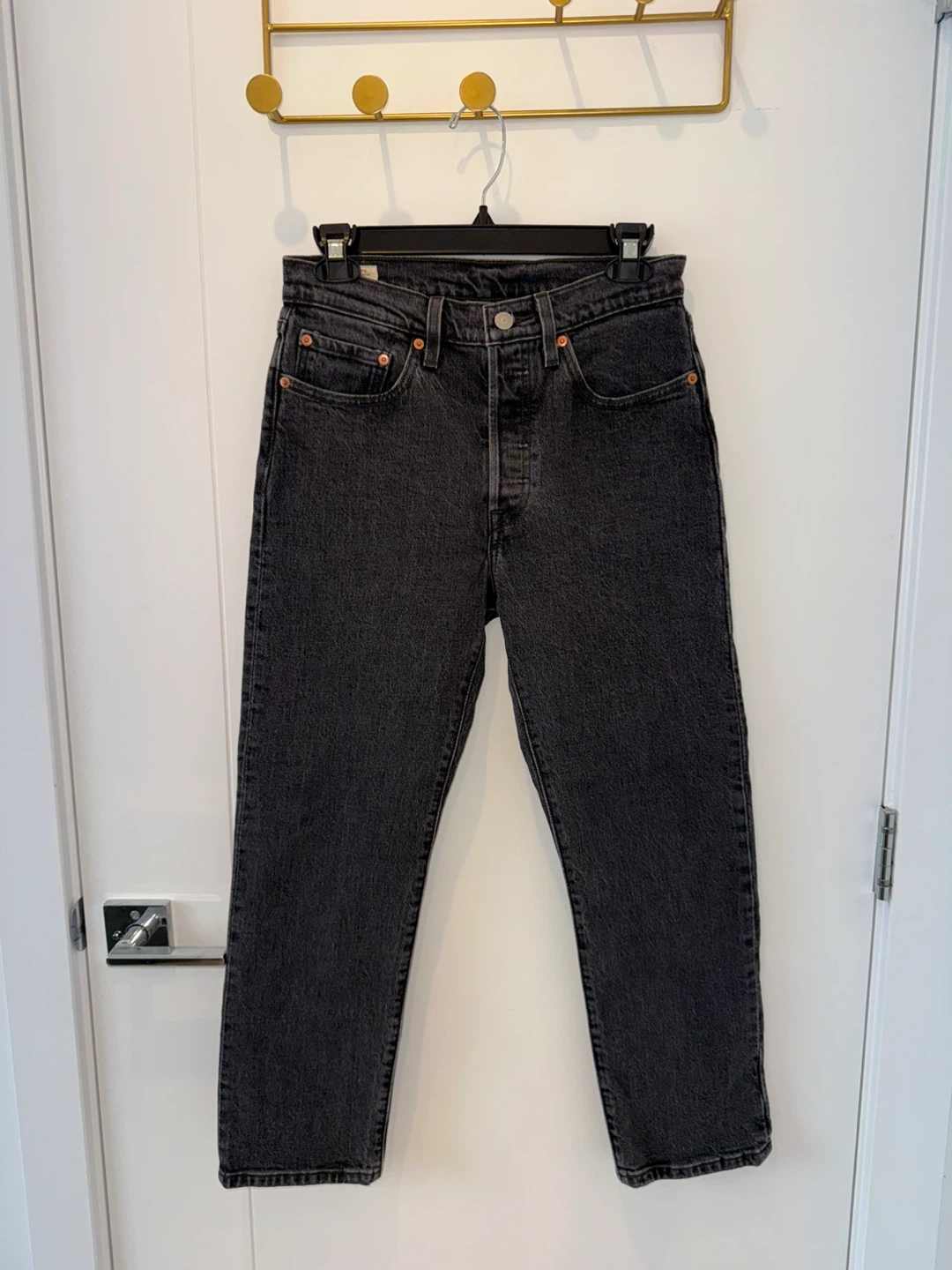 Levi’s Cropped Straight Jeans - photo 5