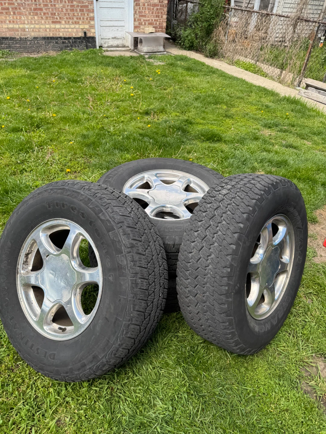 GMC 265/70R17 All-Season Tires (Set of 4)