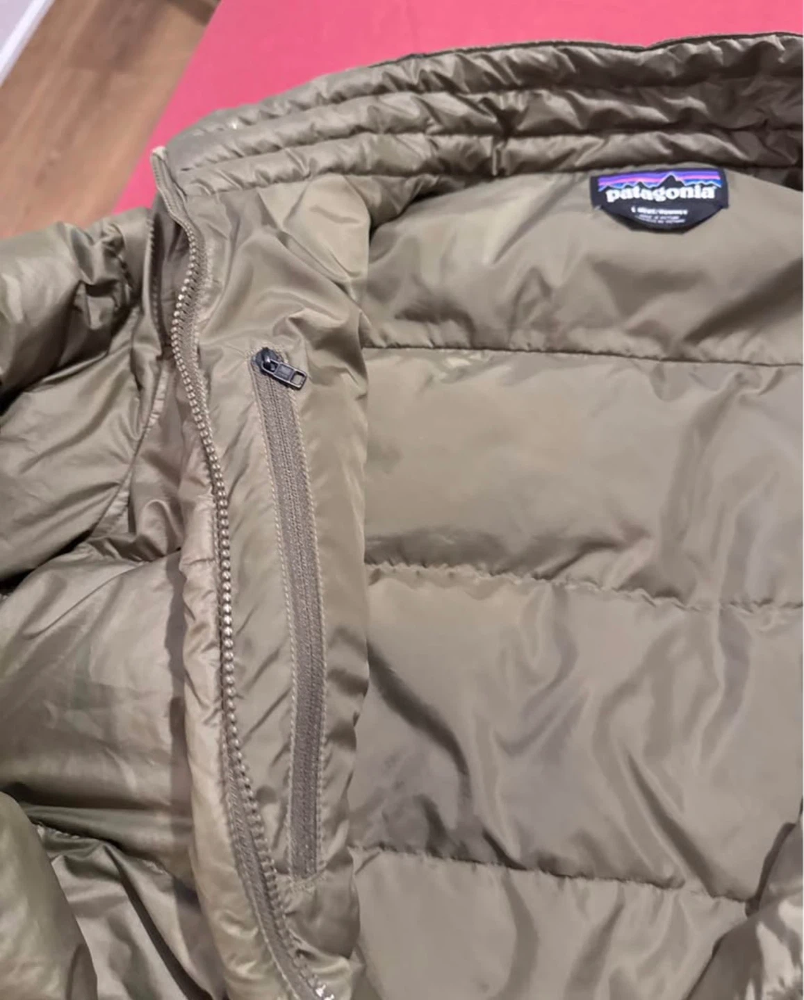 Patagonia Down Jacket - Large - photo 4