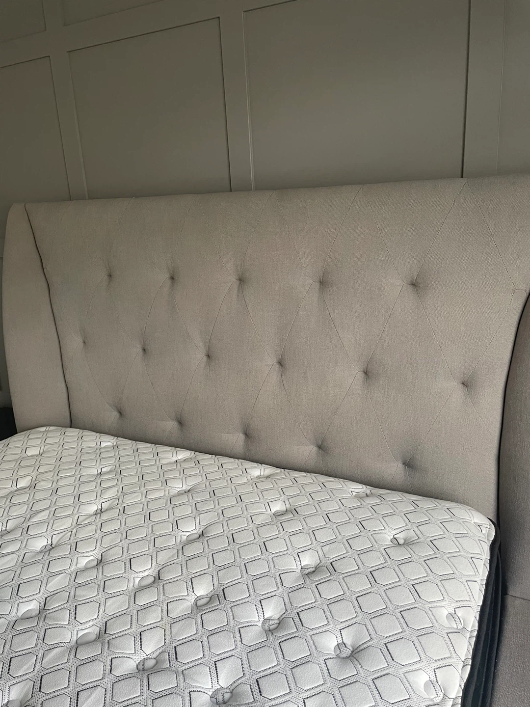 Tufted Upholstered Bed Frame with Mattress - photo 2