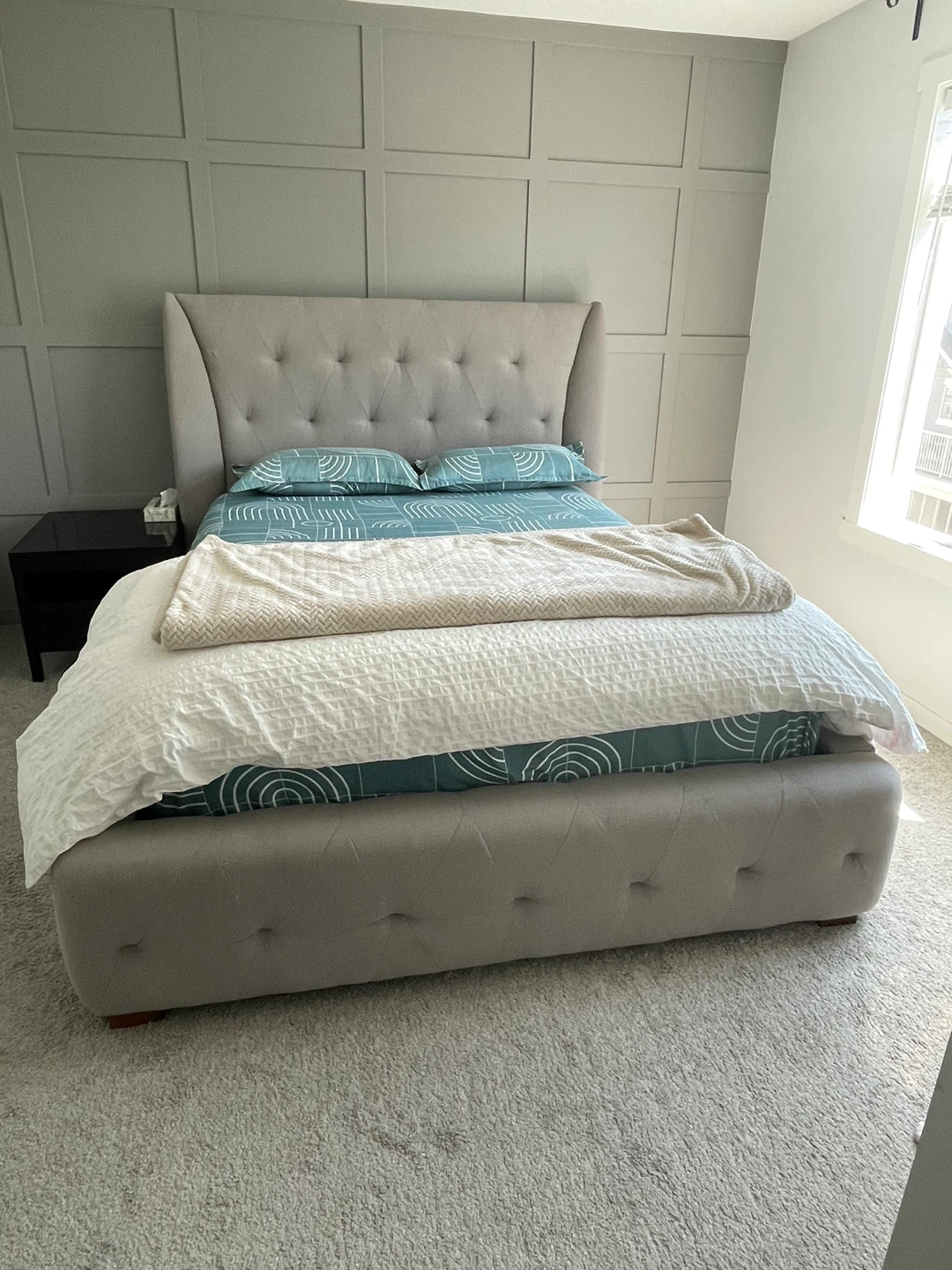 Tufted Upholstered Bed Frame with Mattress - photo 4