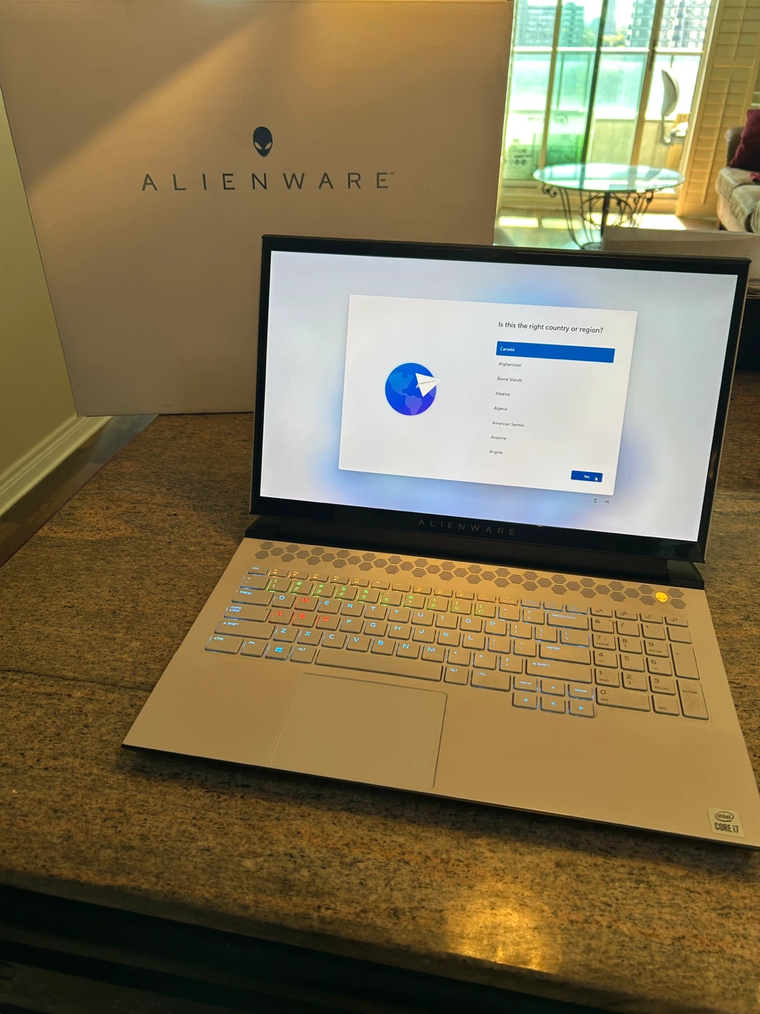 Alienware M17 R4 Laptop 17” screen - photo 5