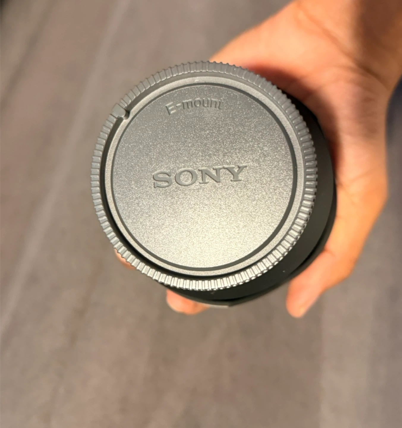 Sony FE 3.5-5.6/28-70 OSS E-mount Lens ( Never used) - photo 4