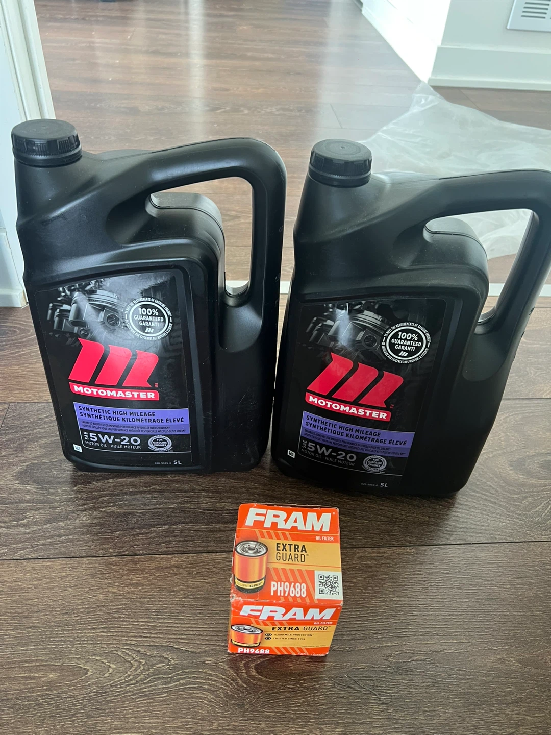 Motomaster 5W-20 Synthetic Oil (2 x 5L) & Fram PH9688 Filter