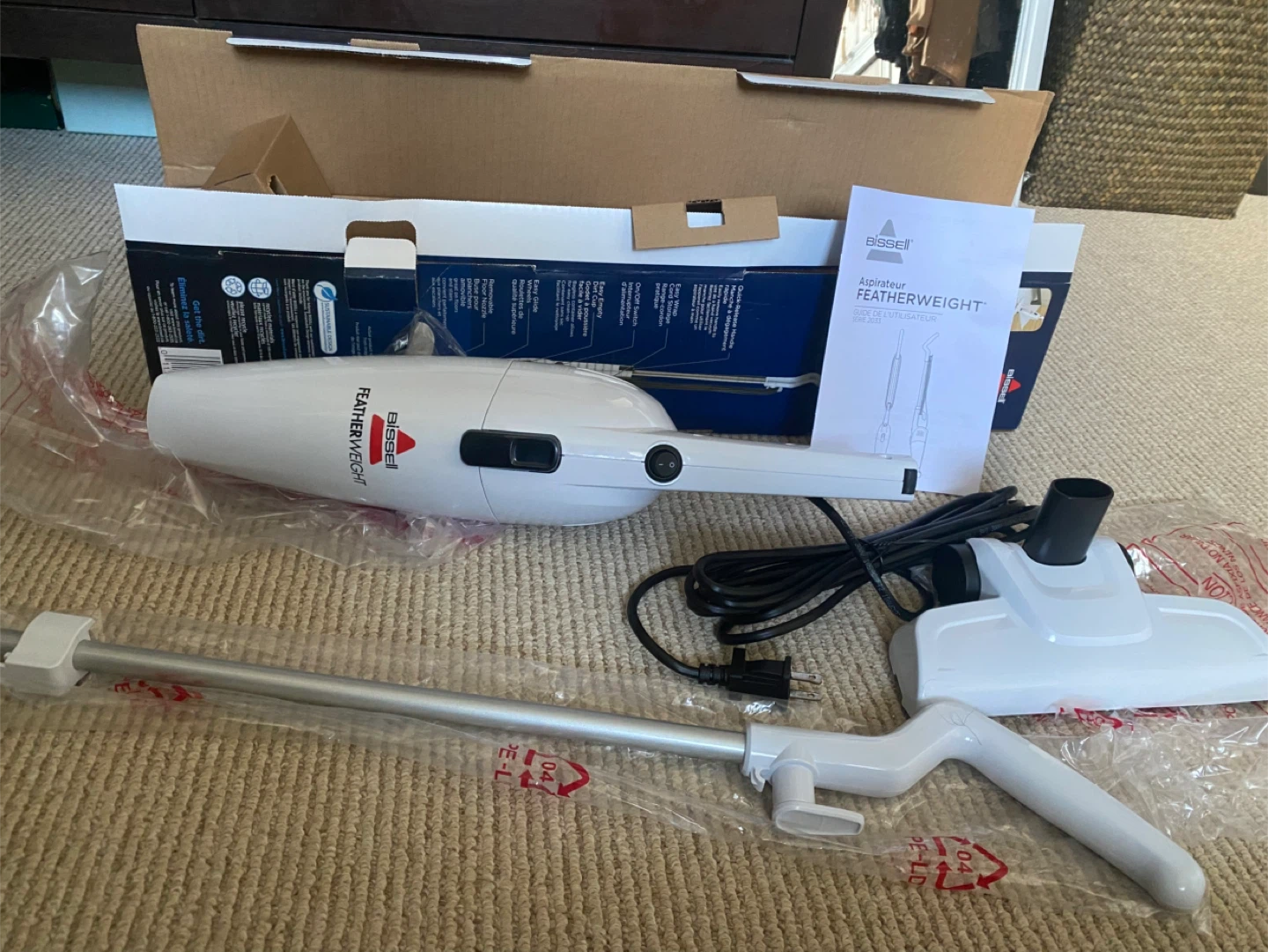 BISSELL Featherweight Stick Vacuum - photo 3