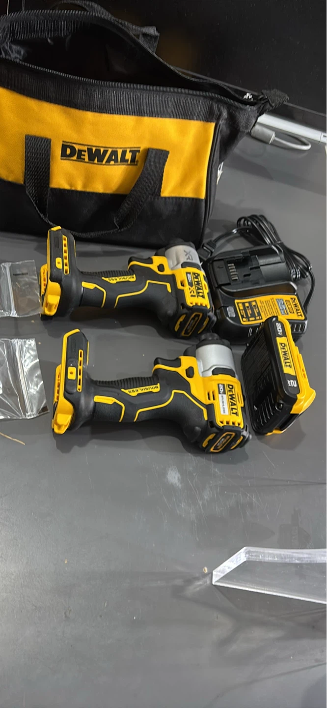 2x DeWalt DCF845 20V MAX Cordless Impact & 2 Battery & Charger