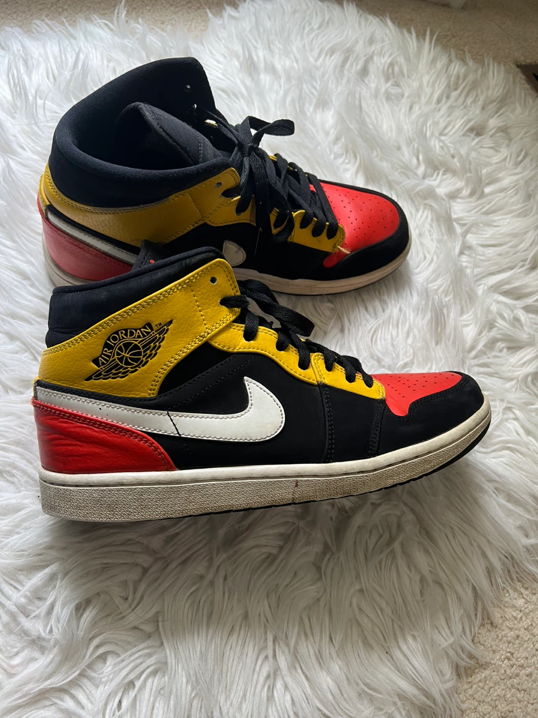 Air Jordan 1 Mid SE Sneakers - photo 3