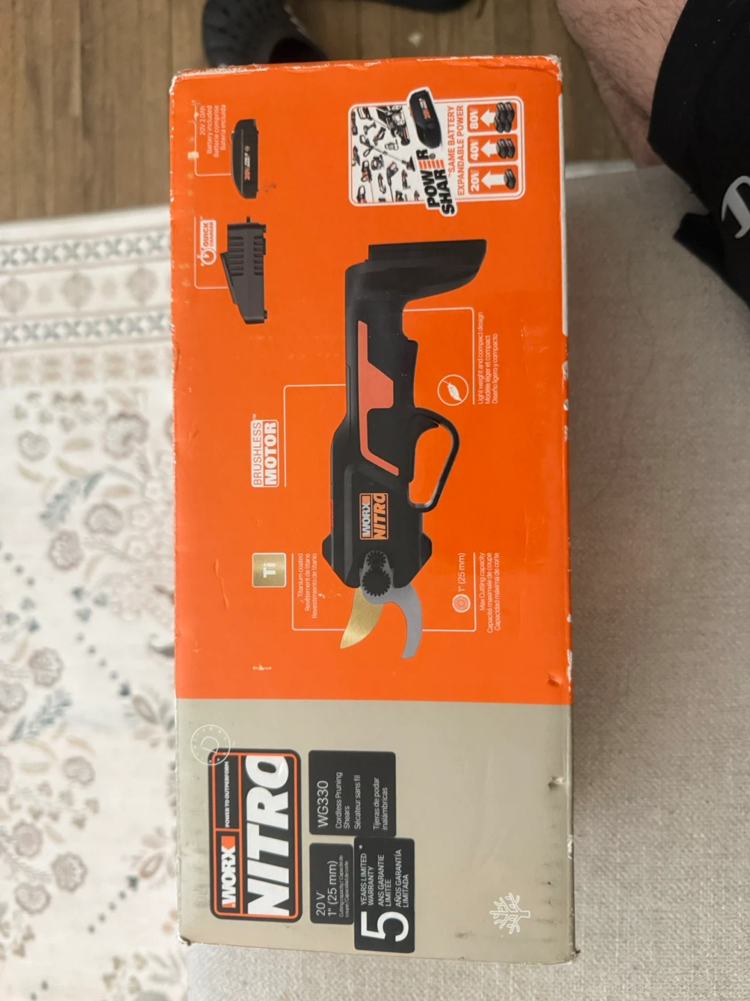 WORX NITRO WG330 Cordless Pruner
