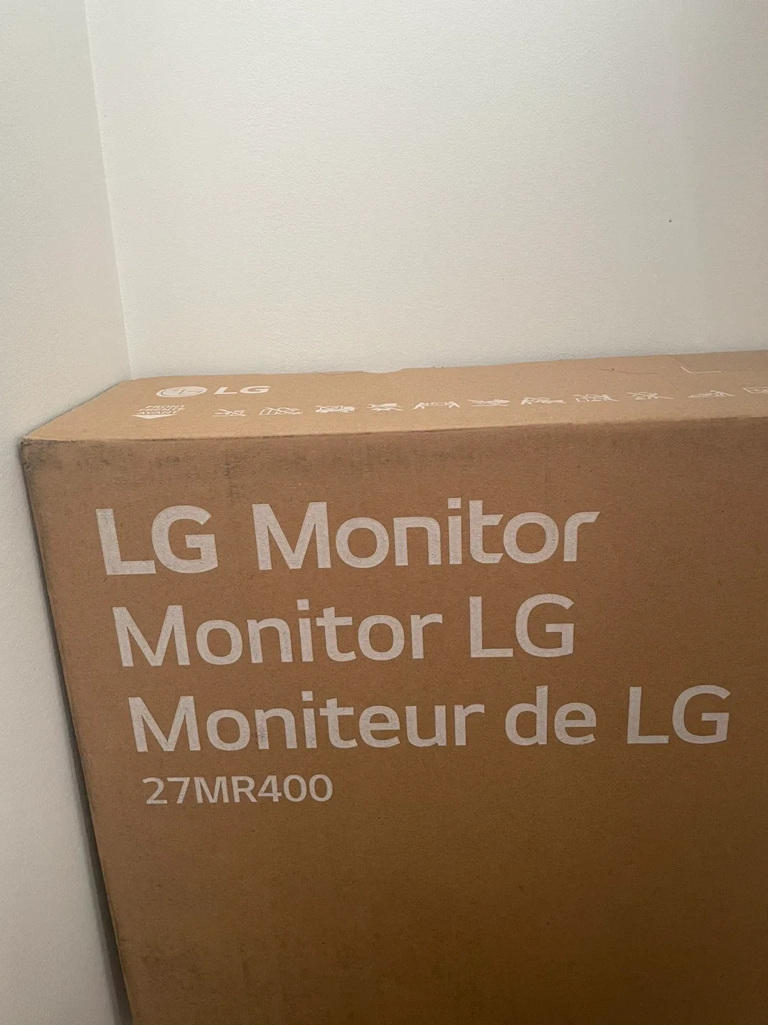 LG 27" FHD 100Hz Monitor - photo 3