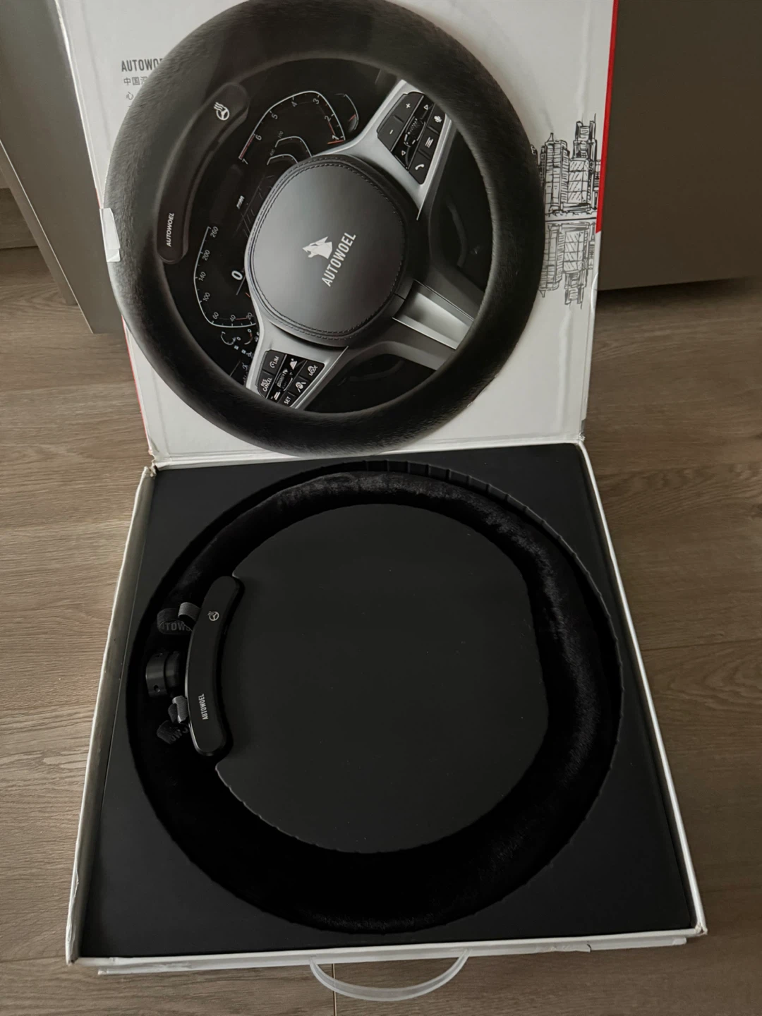 NNGXFC Heated Steering Wheel Cover - photo 2